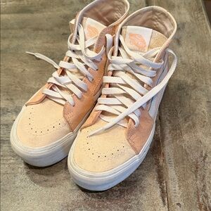 Vans Women's Platform Shoes in Peach and Cream